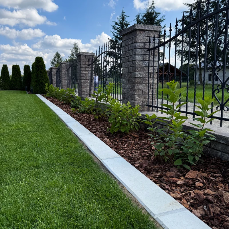 obrzeże trawnikowe z betonu